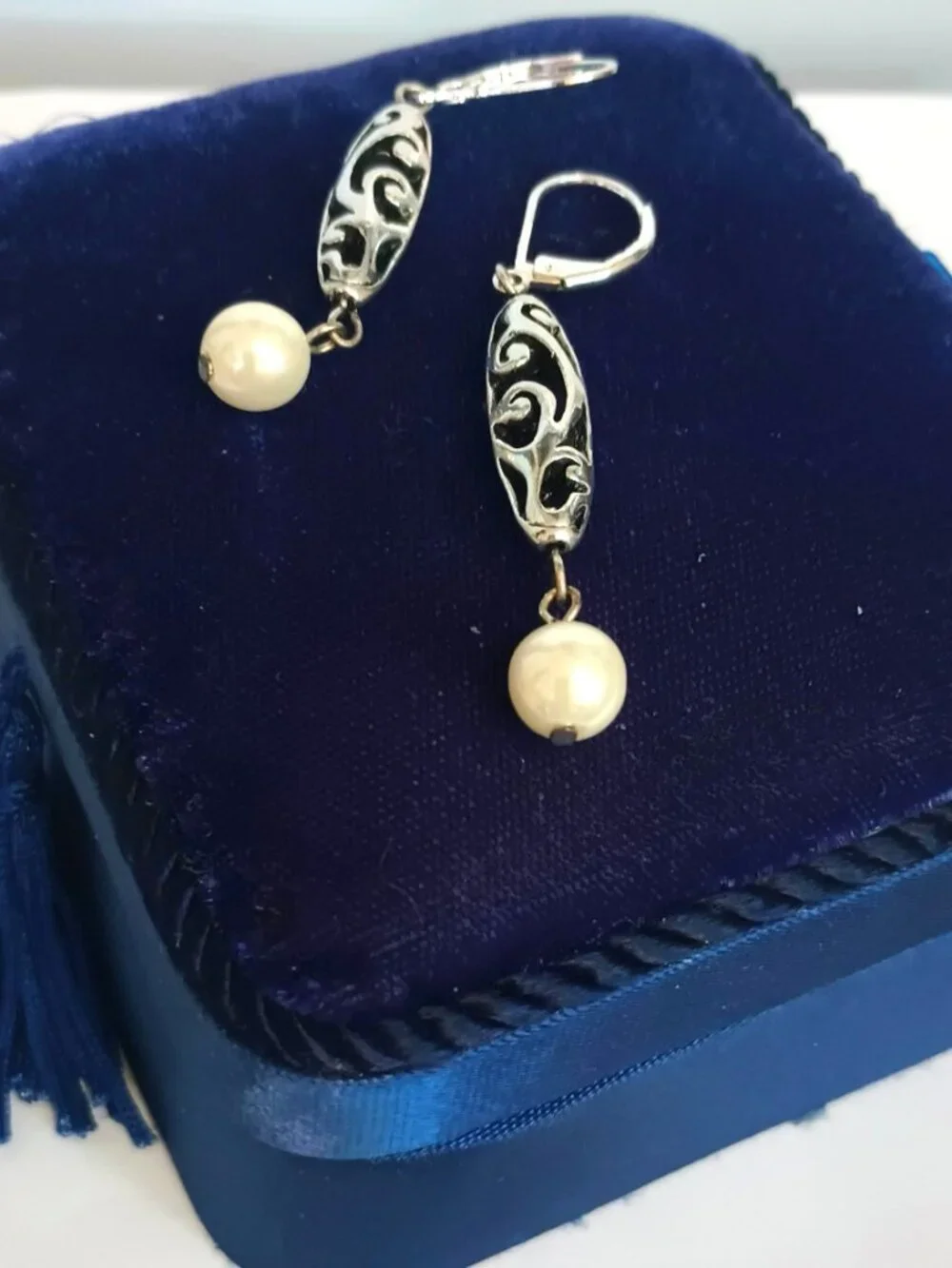 Premier Designs Dangle Pearl Earrings Silver Tone Open Work Scroll Drop Jewelry